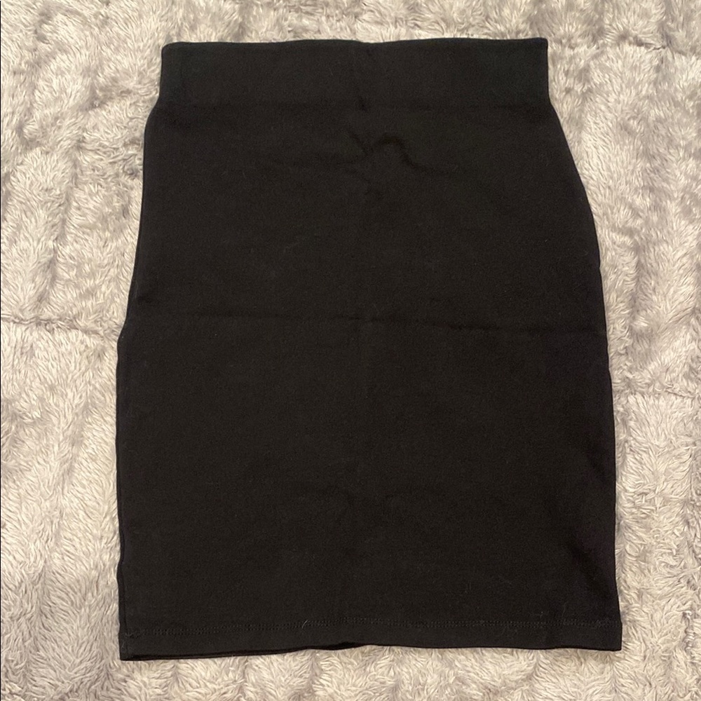 Gibson Elegant Black Pencil Skirt